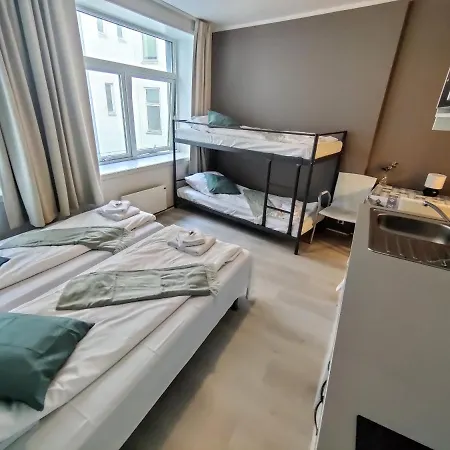 Budget Hotell 2*